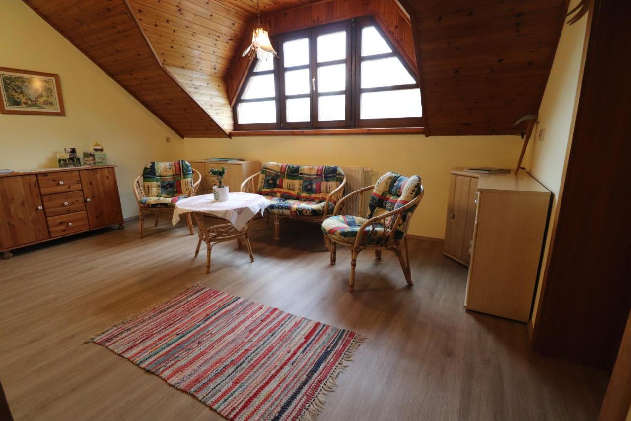 Gaestehaus Ulbl Kitzeck im Sausal Luaran gambar