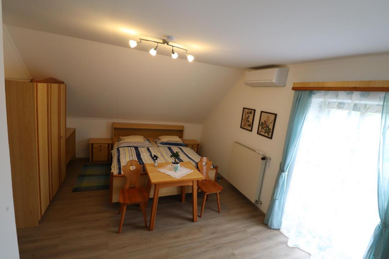 Gaestehaus Ulbl Kitzeck im Sausal Luaran gambar